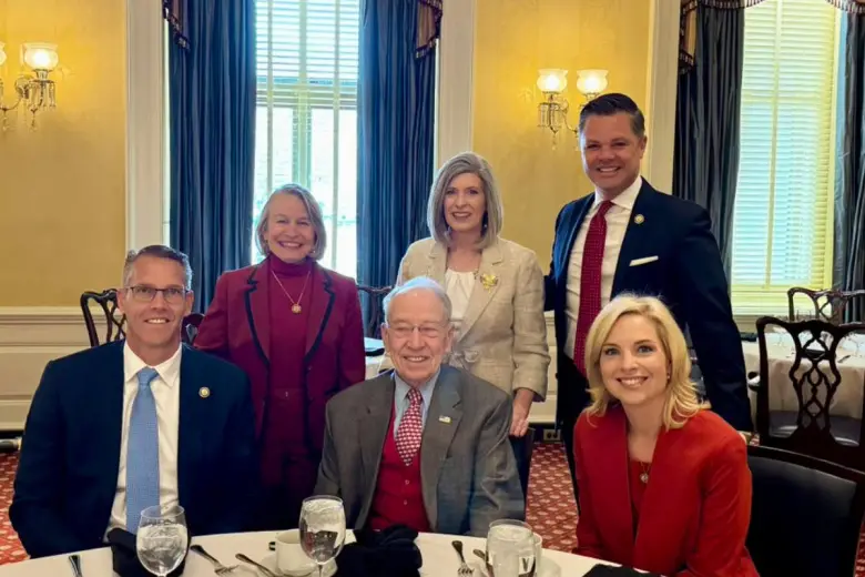 Ethical Concerns Surround Sen. Joni Ernst’s Relationships With Top Military Officials Who Lobbied Her Committee