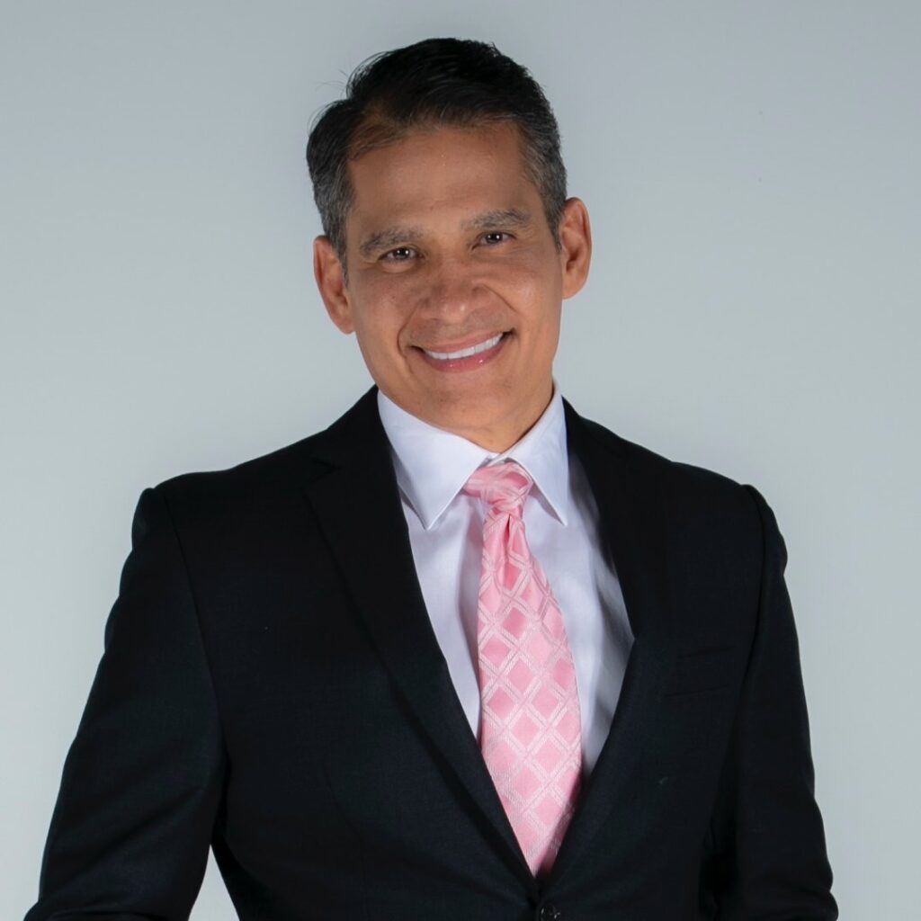 Dr. Carlos Alberto Ríos: Pioneering Precision in Plastic and Reconstructive Surgery