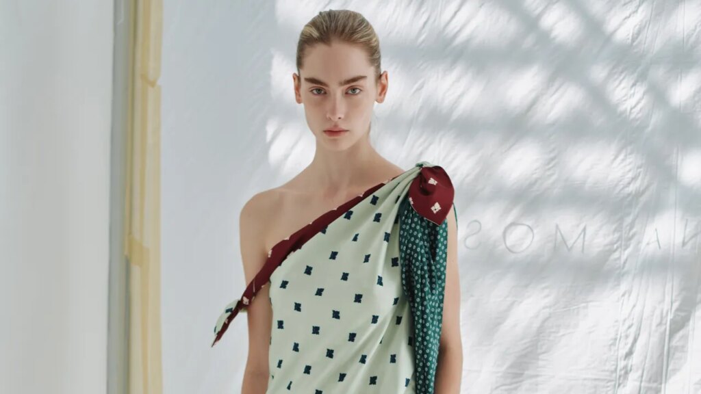 10+ Scarf Dresses to Wear All Summer Long